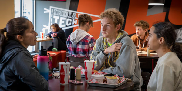 Students eating at Max's