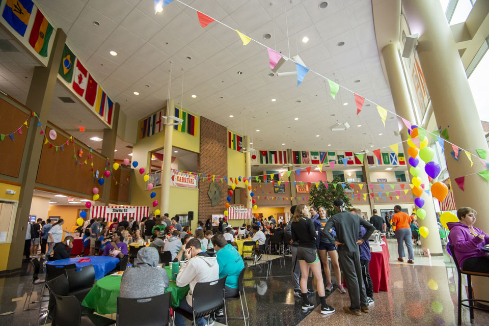 Students eating in the Andorfer Cafeteria