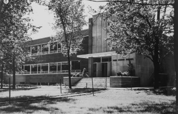 Historical photo of Dana Science Building