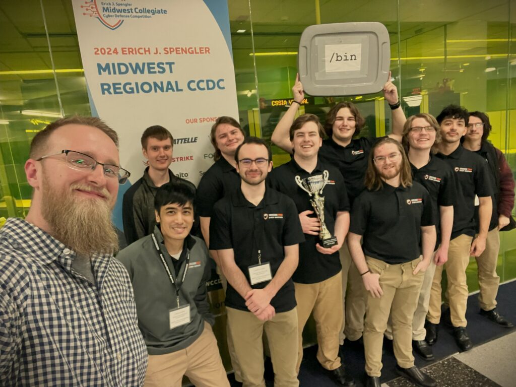 members of the 2023-24 Indiana Tech Cyber Warriors