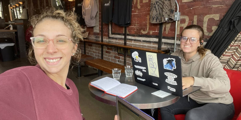 Sadie Leatherman, Kristen Forti in a cafe